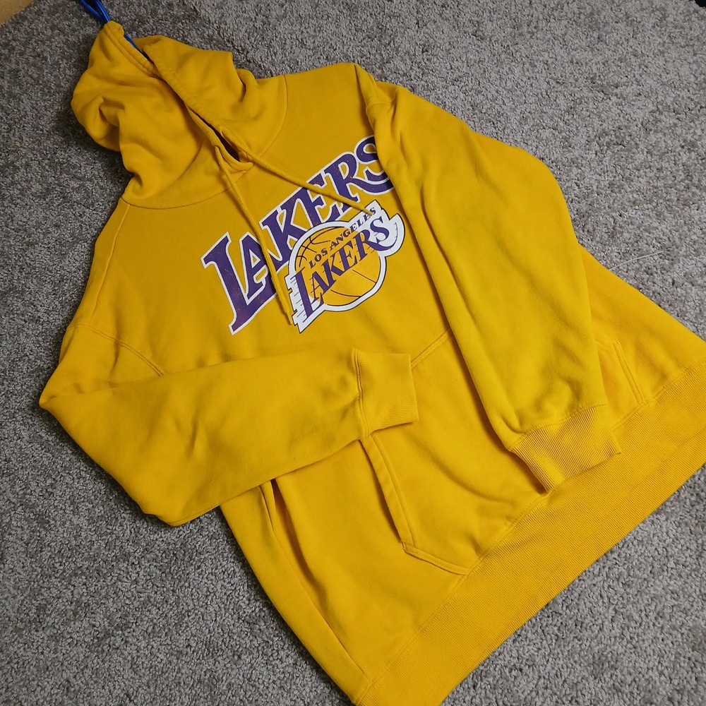 NBA Ultra Game Los Angeles Lakers Hoodie Mens Medium Yellow Pullover Fleece